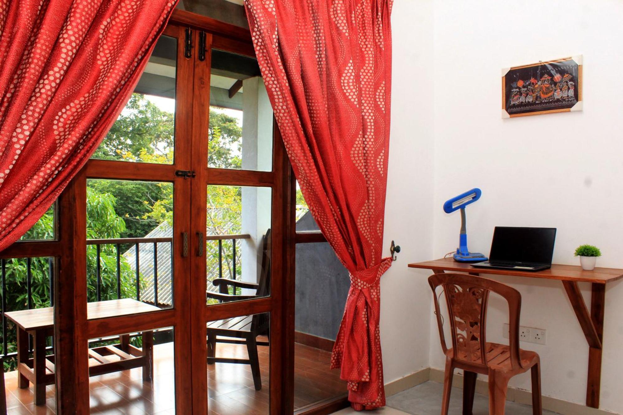 Green Hut Nature Resort Сигирия Экстерьер фото