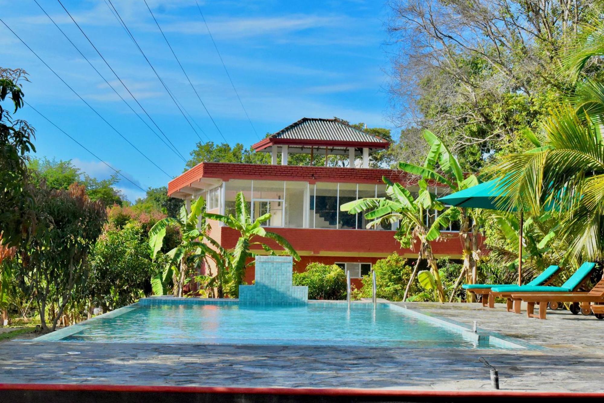 Green Hut Nature Resort Сигирия Экстерьер фото